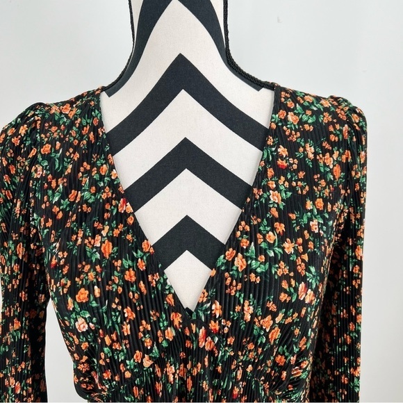 ASOS Long Sleeve Pleated Floral Dress Size 6 - Picture 3 of 8